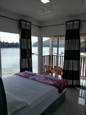 Mr. Bean Resort Sabang  Exterior photo